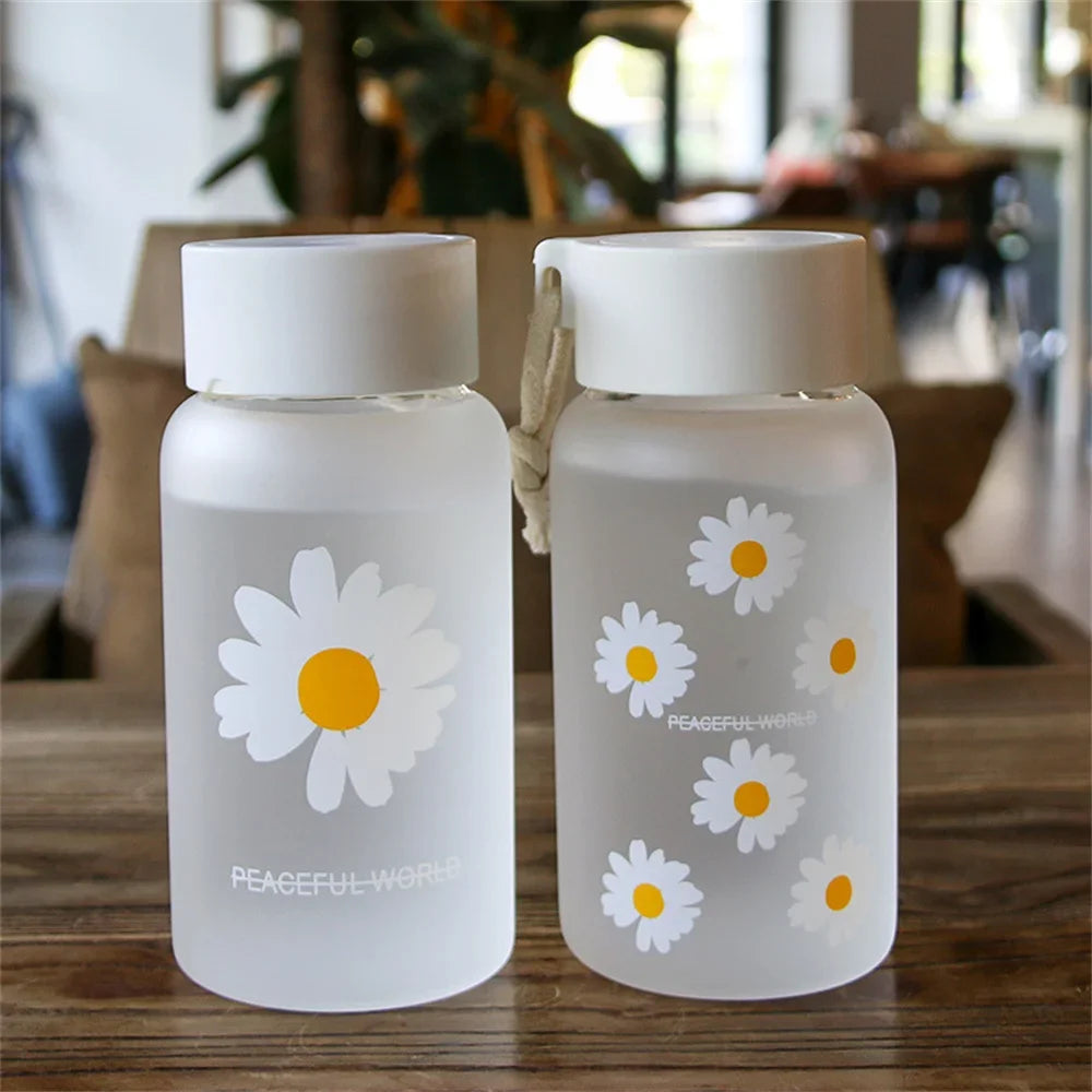 Small Daisy Frosted Plastic Mug